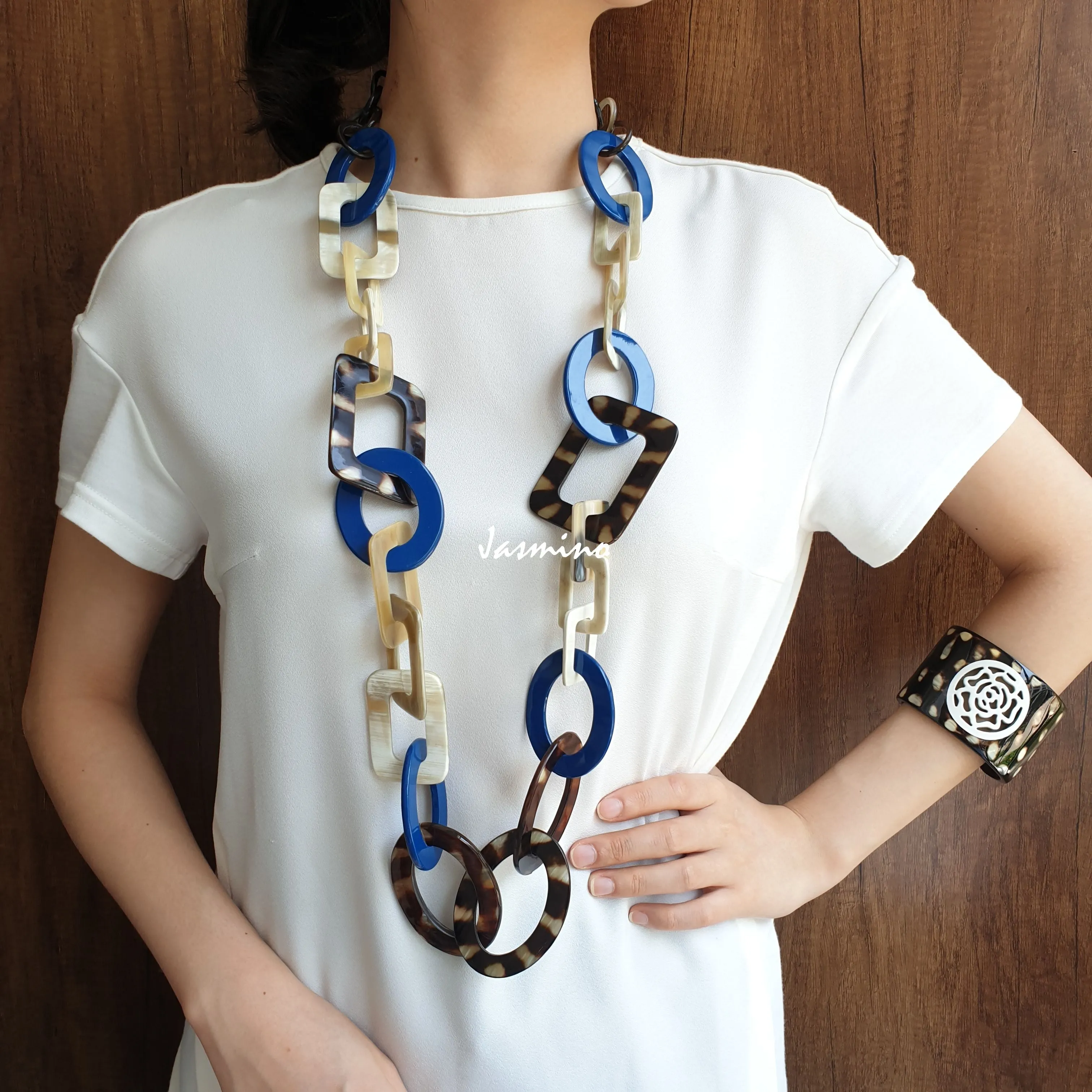 Natural Buffalo Horn Necklace, Handmade in Vietnam J18343