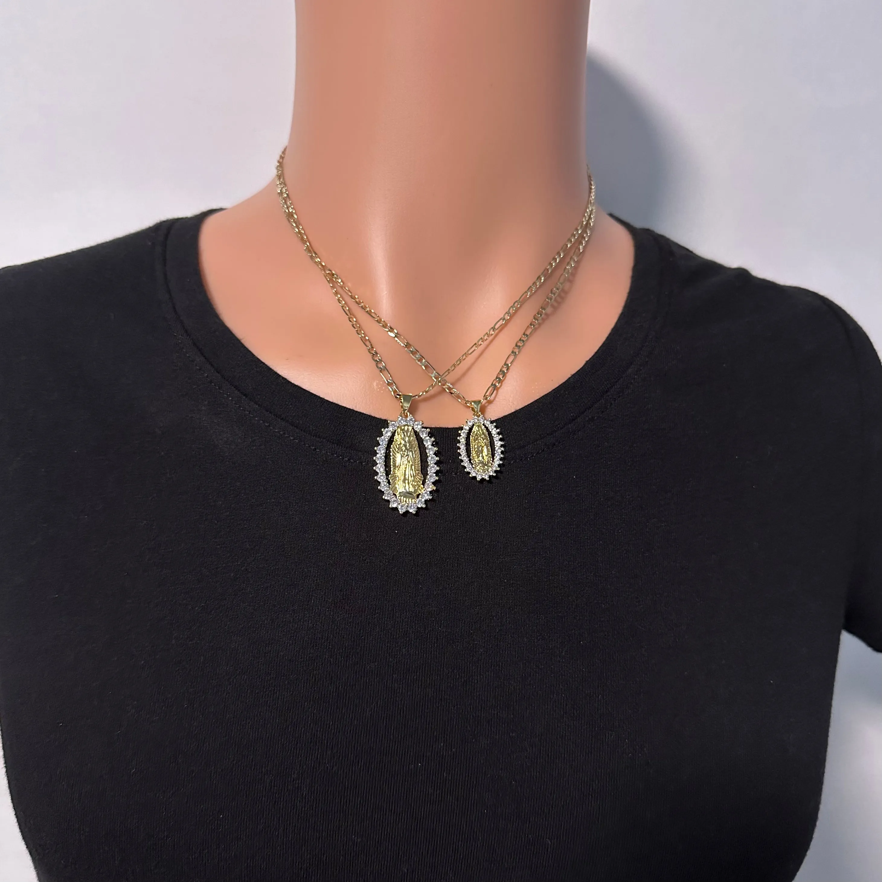 Oval Virgencita Necklace 010