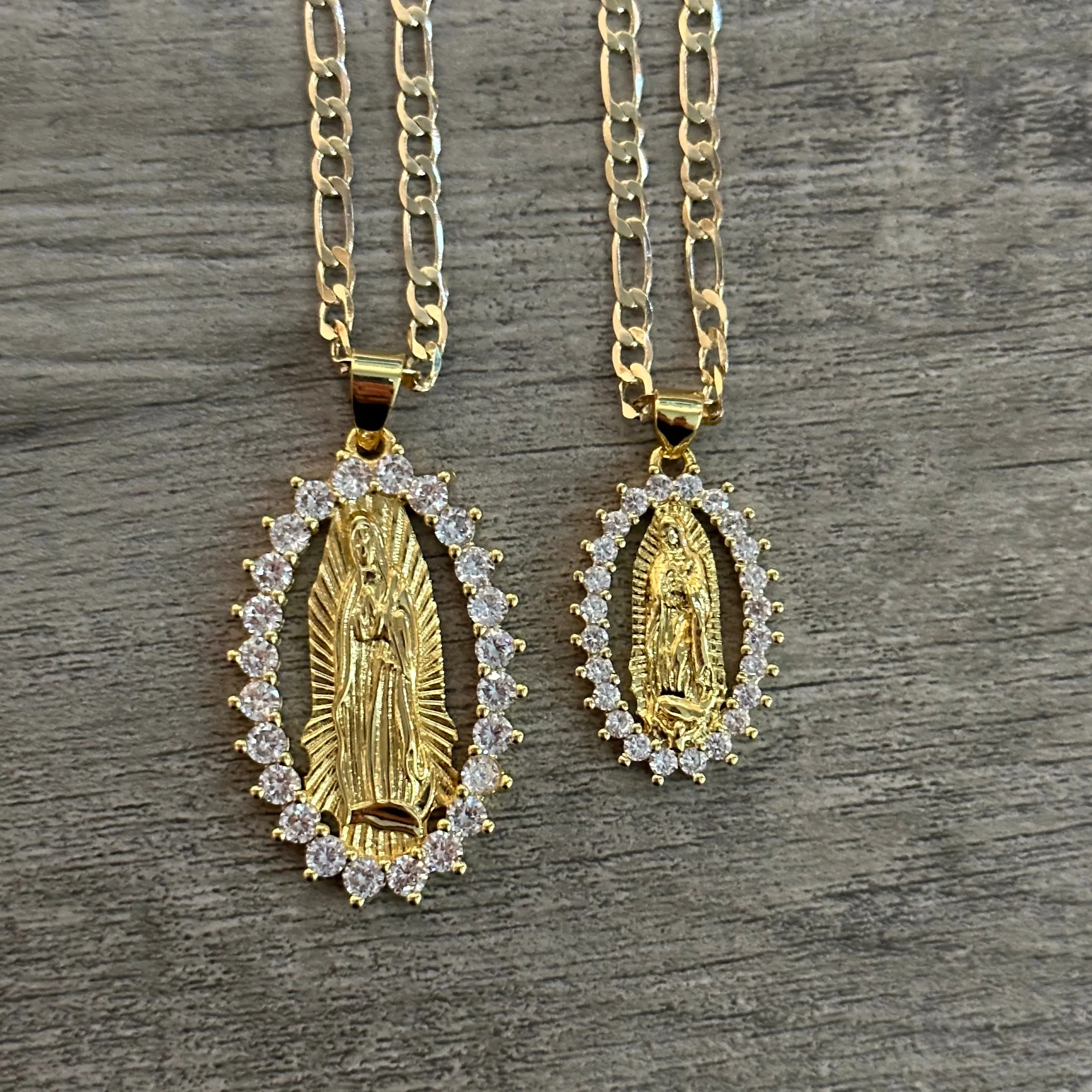Oval Virgencita Necklace 010