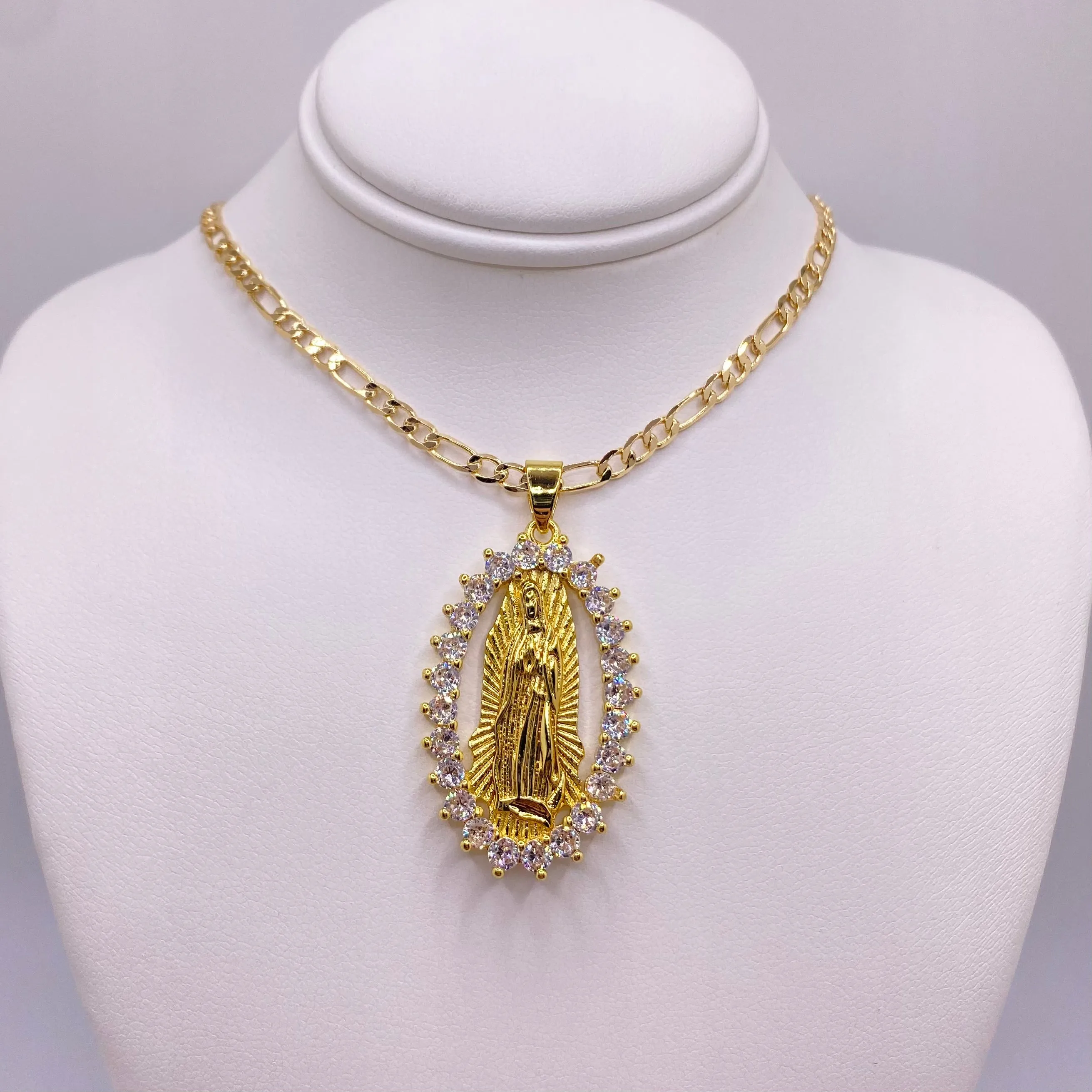 Oval Virgencita Necklace 010